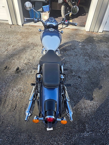 Royal Enfield Classic 650 11 of 17