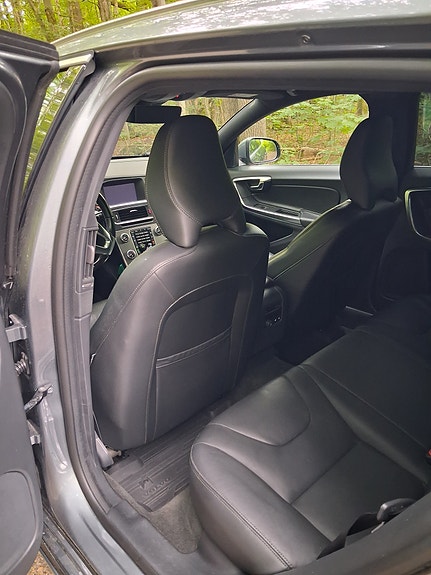 Volvo V60 5 of 5