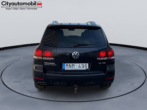 Volkswagen Touareg 5 of 5