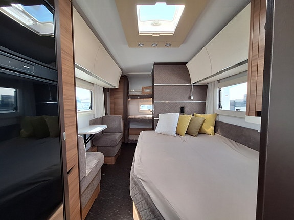 Adria Alpina 663 UK Barnkammare: 3 Bäddar 9 of 18