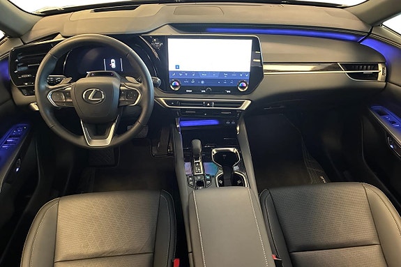 Lexus RX450h 8 of 26