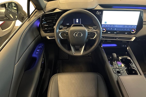 Lexus RX450h 9 of 26