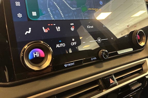 Lexus RX450h 14 of 26