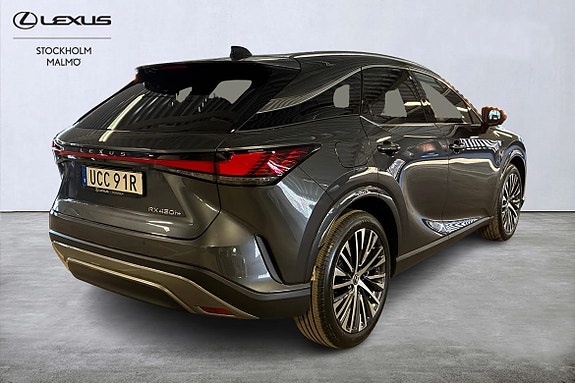 Lexus RX450h 4 of 26