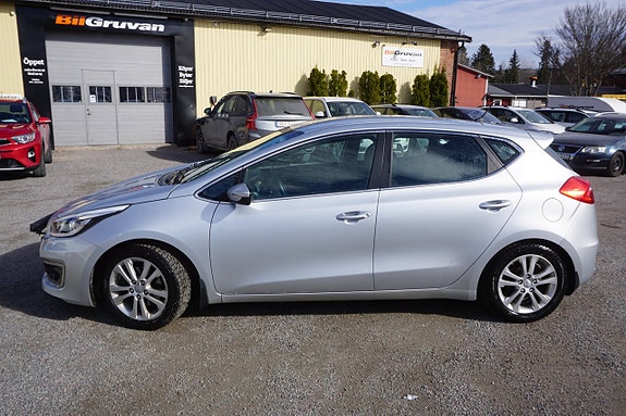 Kia Ceed 4 of 5