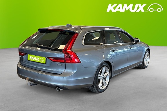 Volvo V90 4 of 26