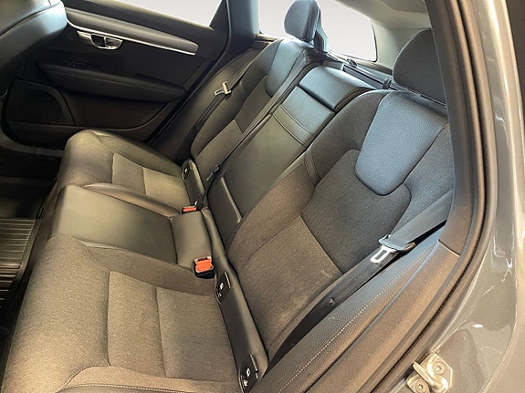 Volvo V90 15 of 26