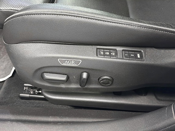 Opel Insignia 23 of 25