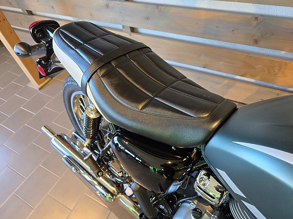 Kawasaki W230 9 of 12