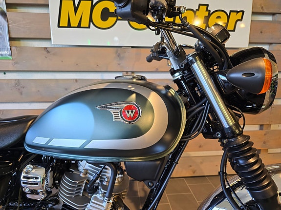 Kawasaki W230 6 of 12