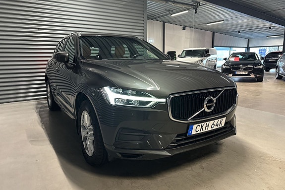 Volvo XC60 3 of 18