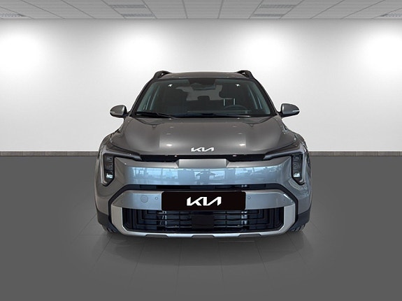 Kia Stonic 2 of 17