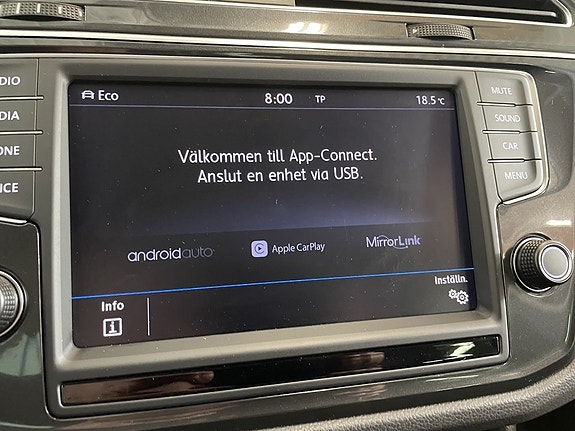 Volkswagen Tiguan 21 of 24