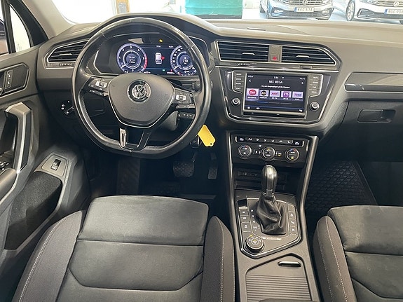Volkswagen Tiguan 15 of 24