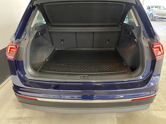 Volkswagen Tiguan 9 of 24