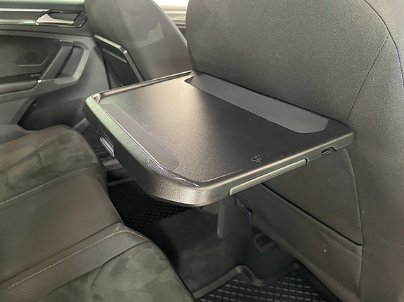 Volkswagen Tiguan 13 of 24