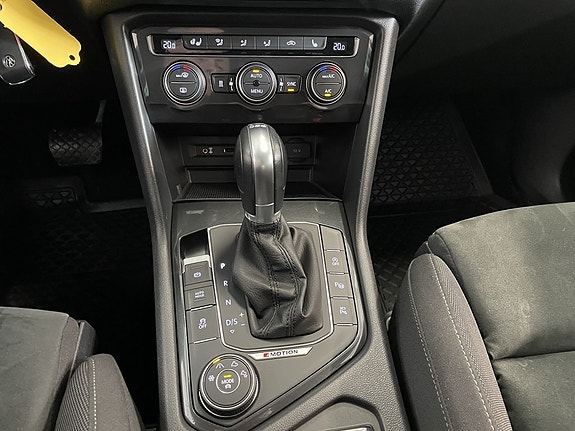 Volkswagen Tiguan 24 of 24