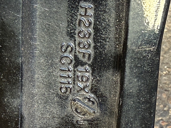 Product image 8 of 9