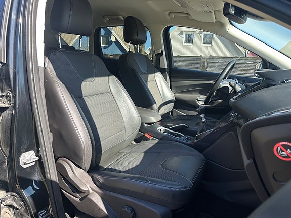 Ford Kuga 14 of 22