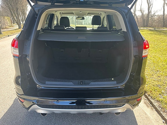Ford Kuga 9 of 22