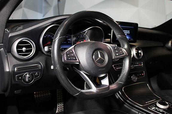 Mercedes-Benz C180 14 of 23