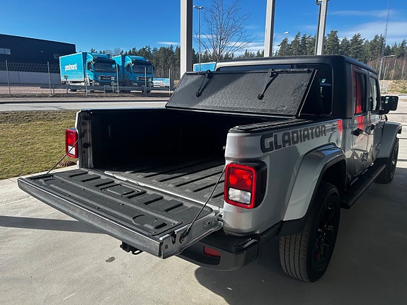 Jeep Gladiator 6 of 22