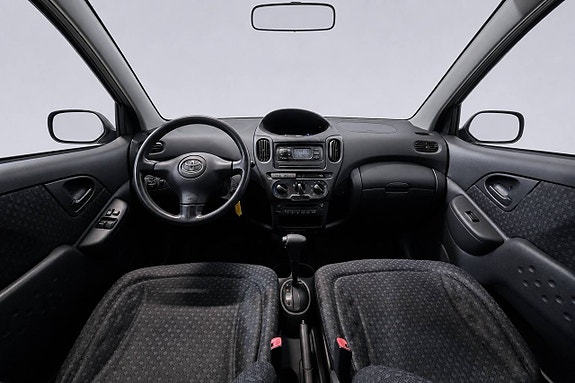 Toyota Yaris Verso 10 of 19