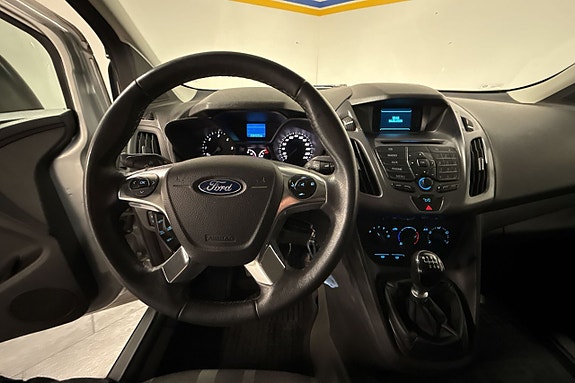 Ford Transit Connect 12 of 16