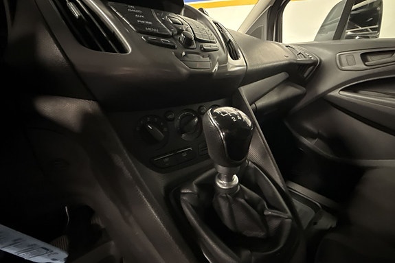 Ford Transit Connect 14 of 16