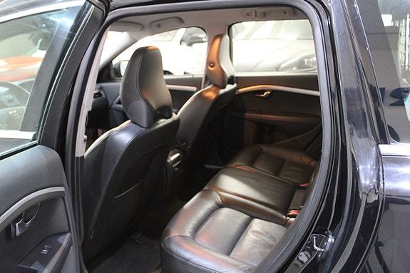 Volvo V70 5 of 5