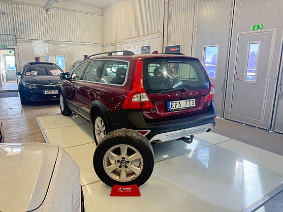 Volvo XC70 6 of 12