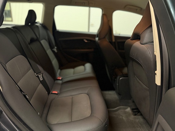 Volvo V70 16 of 16
