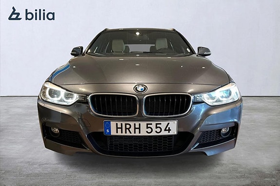 BMW 320 3 of 5