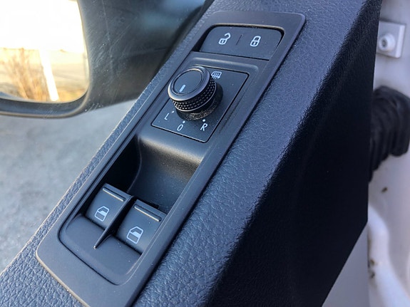 Volkswagen Transporter 22 of 24