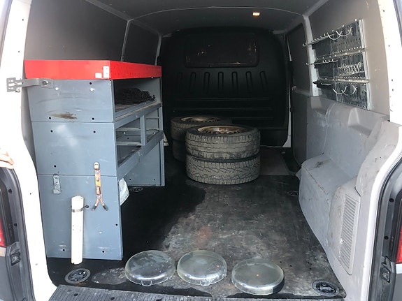 Volkswagen Transporter 9 of 24