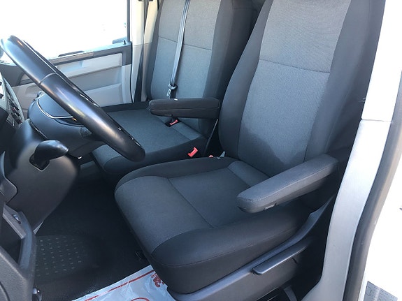 Volkswagen Transporter 17 of 24