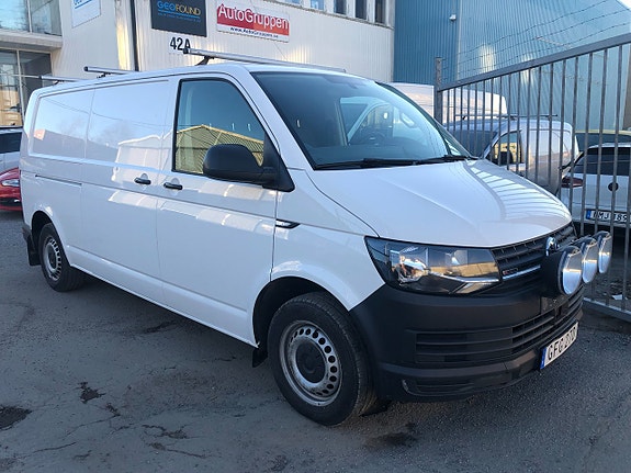 Volkswagen Transporter 2 of 5