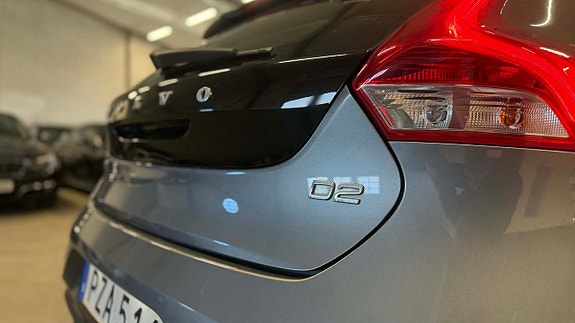 Volvo V40 11 of 27
