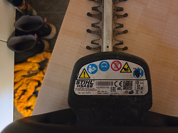 Product image 2 of 3