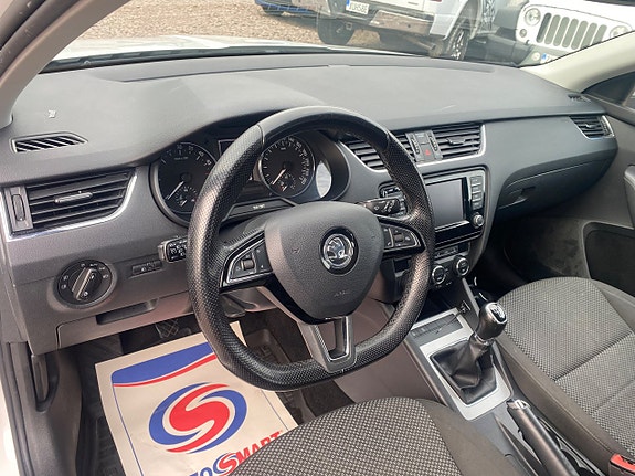 Skoda Octavia 9 of 26