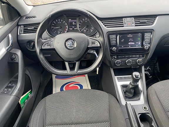 Skoda Octavia 19 of 26