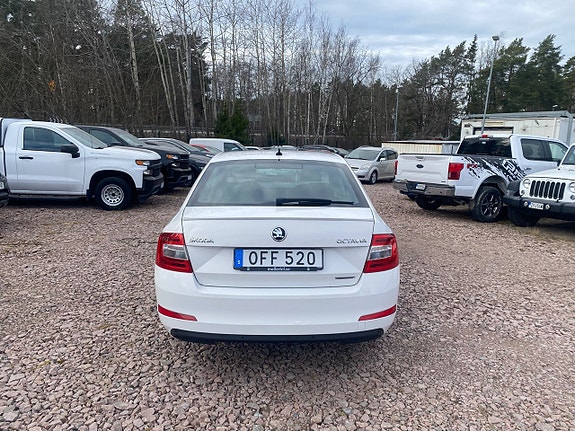 Skoda Octavia 6 of 26