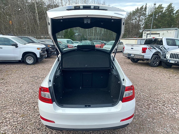 Skoda Octavia 14 of 26