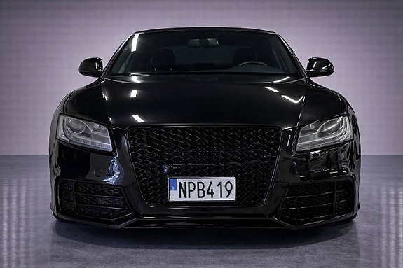 Audi a5 Coupé 3.0 TDI V6 DPF quattro S Line A TRAKTOR 2 of 8
