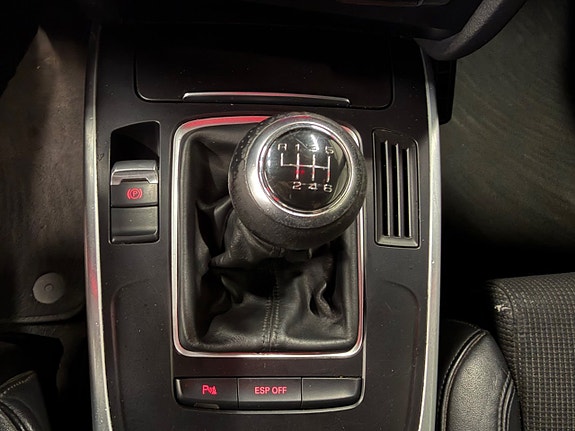 Audi a5 Coupé 3.0 TDI V6 DPF quattro S Line A TRAKTOR 7 of 8