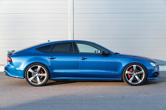 Audi A7 2 of 5