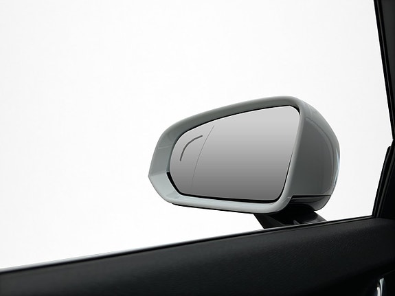 Volvo V90 8 of 30