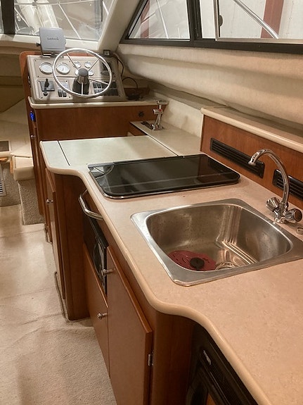 Bayliner 288 Flybridge säljes eller bytes mot större flybridgebåt 7 of 18
