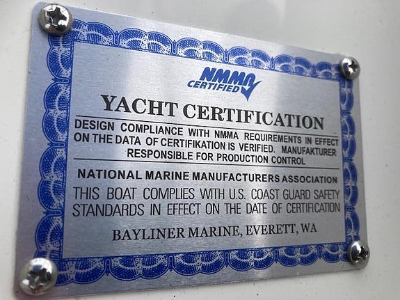 Bayliner 288 Flybridge säljes eller bytes mot större flybridgebåt 14 of 18