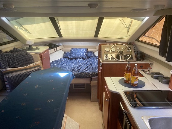 Bayliner 288 Flybridge säljes eller bytes mot större flybridgebåt 6 of 18